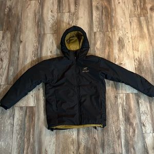Arc’teryx atom LT.